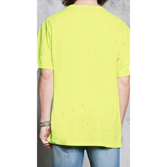 ✨ONLY 1 LEFT!✨NEW Forever 21 Men Distressed Cotton-Blend Tee - Picture 3 of 8